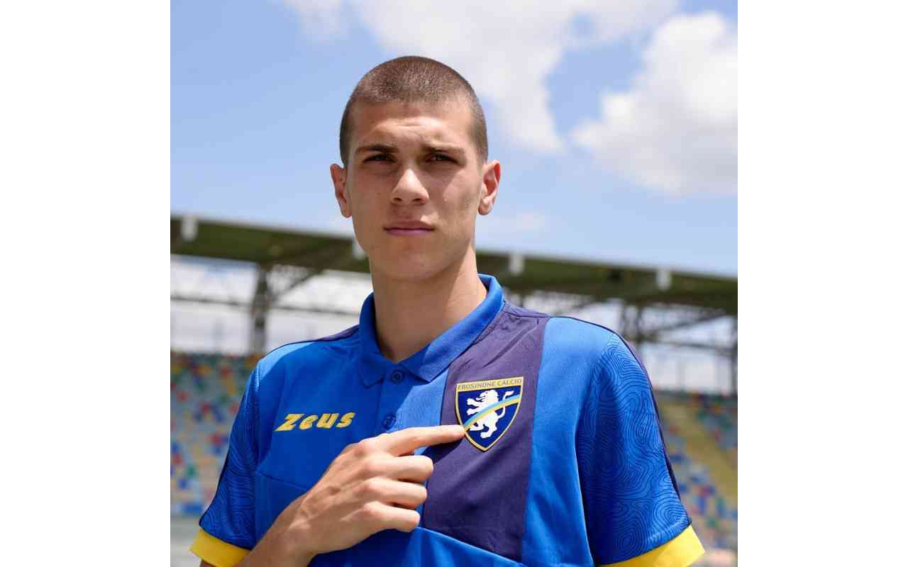 Giorgi Kvernadze, Frosinone: età, stipendio, fantacalcio, FC 24, Napoli